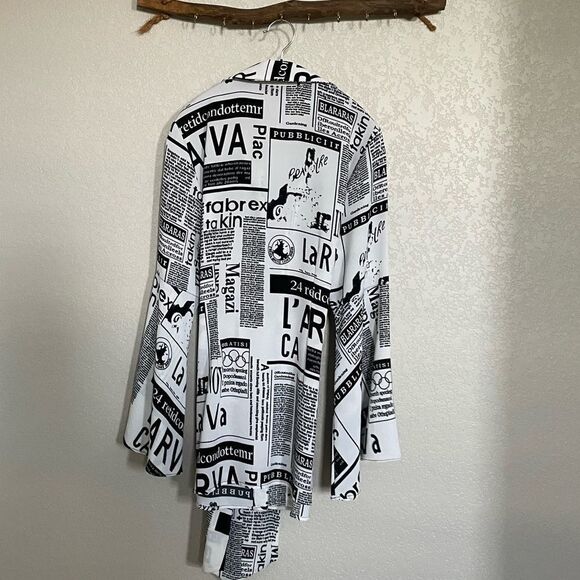 Newspaper printed top - Picture 4 of 4